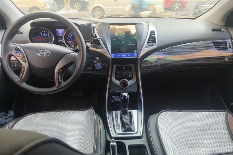 Used Hyundai Elantra (5th Generation / Langdong) 2012 1.6L Automatic Leading Model
