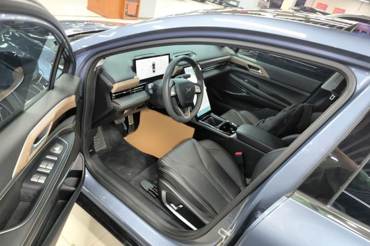 Used XPeng P5 2022 460E+ Interior 3