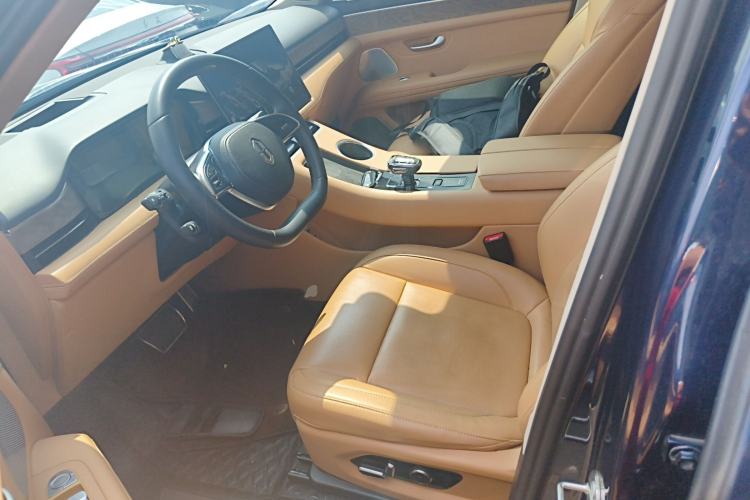 Used Hima AITO M5 2022 Extended-Range Four-Wheel Drive Ultimate Edition Left Front Seat