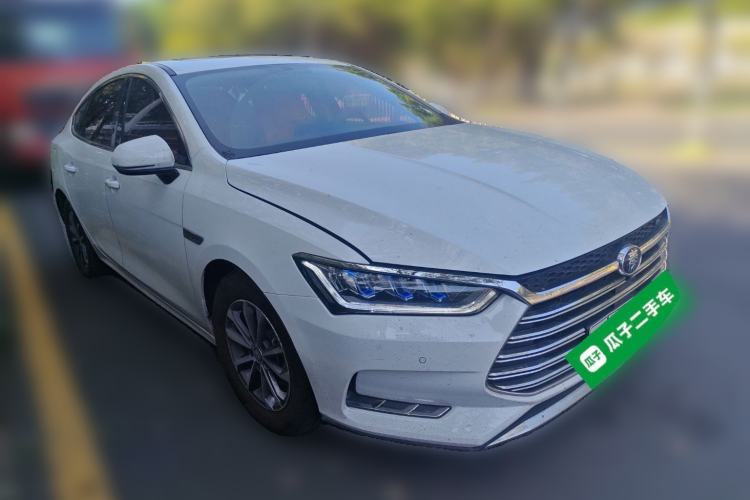 Used BYD Qin Pro New Energy 2019 DM Super Edition 1.5TI Automatic Smart Connect X-Trail Model China VI Standard Front Right 45 Deg