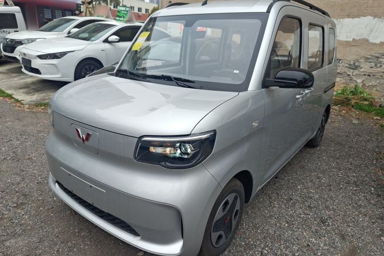 Used Wuling Zhiguang New Energy 2025 Model 305km Ambitious Edition