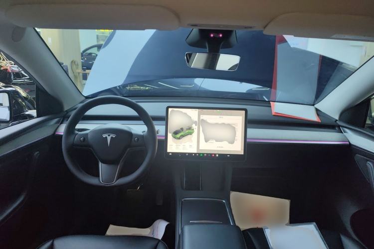 Used Tesla Model Y 2024 Rear-Wheel-Drive Version Center Console