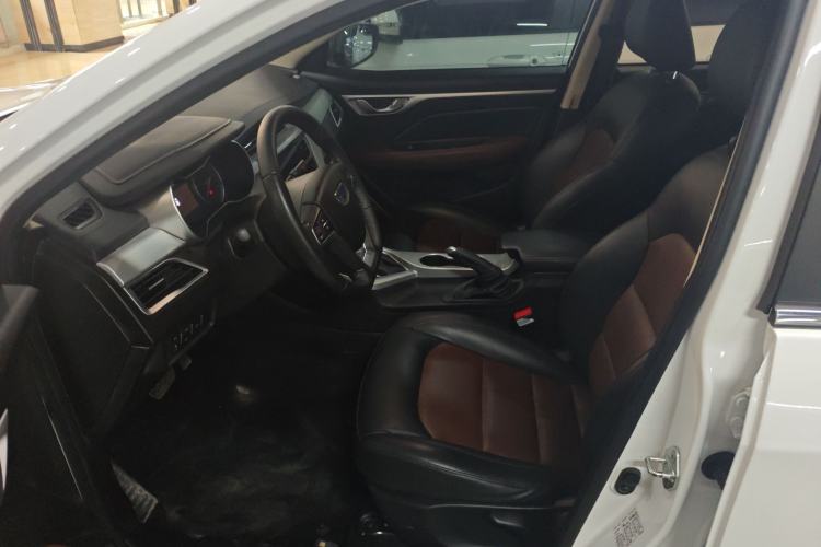Used Geely Auto Vision 2018 1.5L Automatic Happiness Edition Left Front Seat