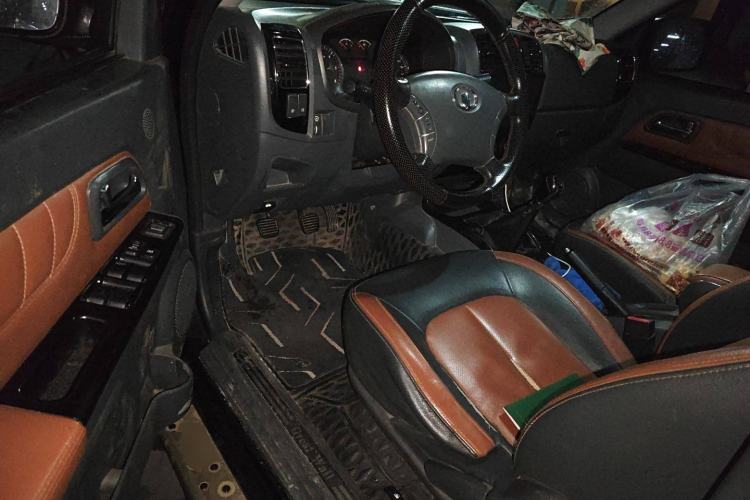 Used Great Wall Wingle 5 2013 2.8T European Version Two-Wheel Drive Elite Version Big Double-Cab GW2.8TC