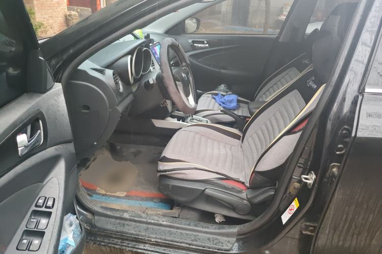 Used Changan Eado 2013 1.6L Automatic Junku Model China IV Standard