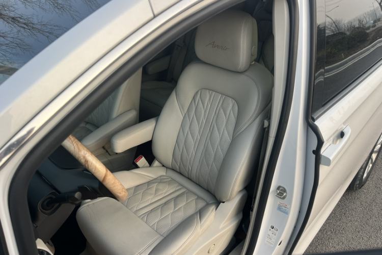 Used Buick GL8 2018 ES 28T Comfort Model China VI Standard