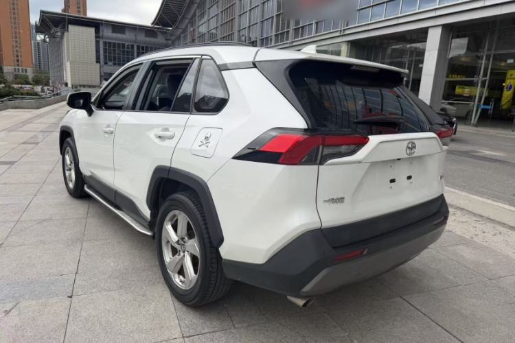 Used Toyota RAV4 2020 2.0L CVT Two-Wheel Drive Fashion PLUS Edition Exterior 3