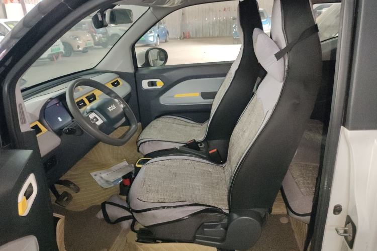 Used Chery QQ Ice Cream 2022 170km Sundae Phosphate Lithium-Ion