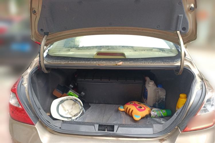 Used Geely Auto Classic Emgrand 2013 Sedan 1.5L Manual Elite Model Trunk