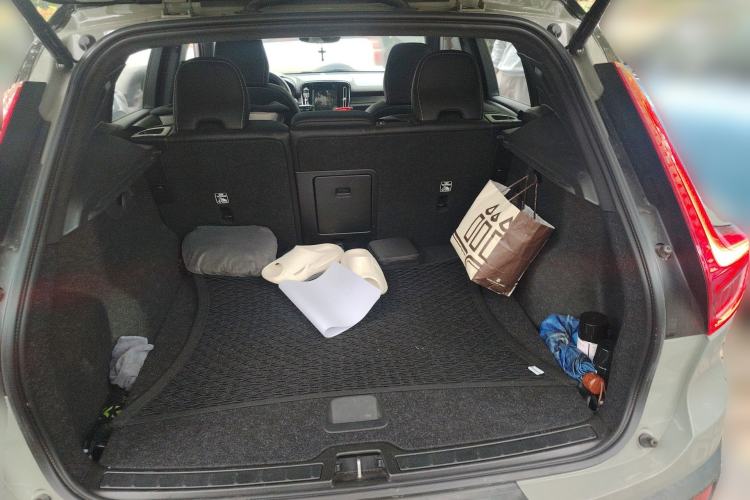 Used Volvo XC40 New Energy 2022 Long-Range Version Trunk