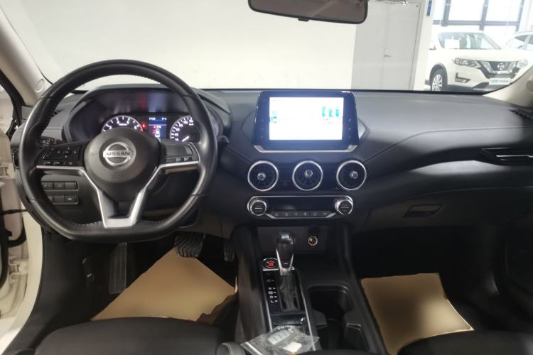 Used Nissan Sylphy 2022 1.6L XL CVT Enjoyment Edition Center Console