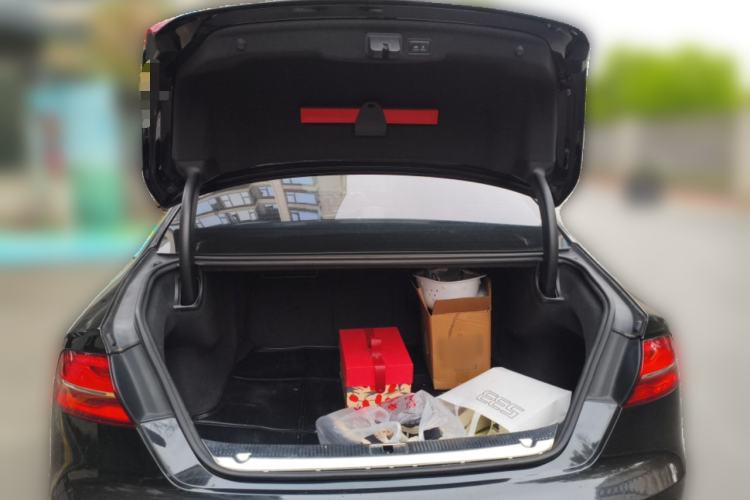 Used Audi A8 2014 A8L 45 TFSI quattro Comfort model Trunk