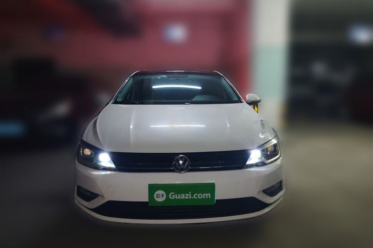 Used Volkswagen Lamando 2015 230TSI DSG Fashion Edition