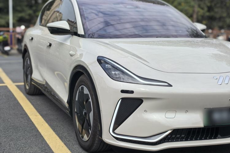 Used IM LS7 2023 90 kWh Elite Rear-Drive Version