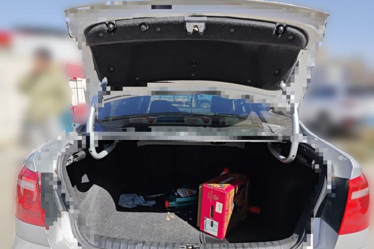 Used Volkswagen Bora 2014 1.6L Manual Fashion Edition
