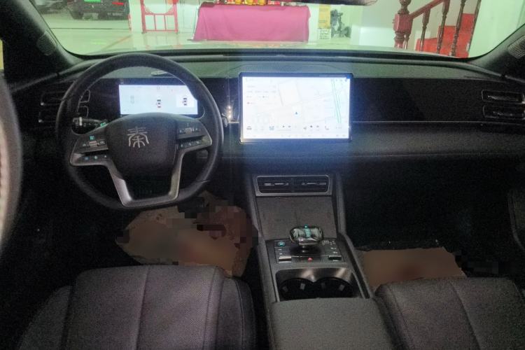 Used BYD Qin L 2025 DM-i Smart Drive 120KM Superior Model
