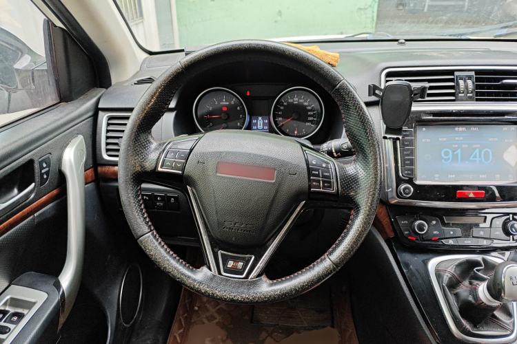 Used Haval H6 2014 Sport Version 1.5T Manual Two-Wheel Drive Elite Edition
