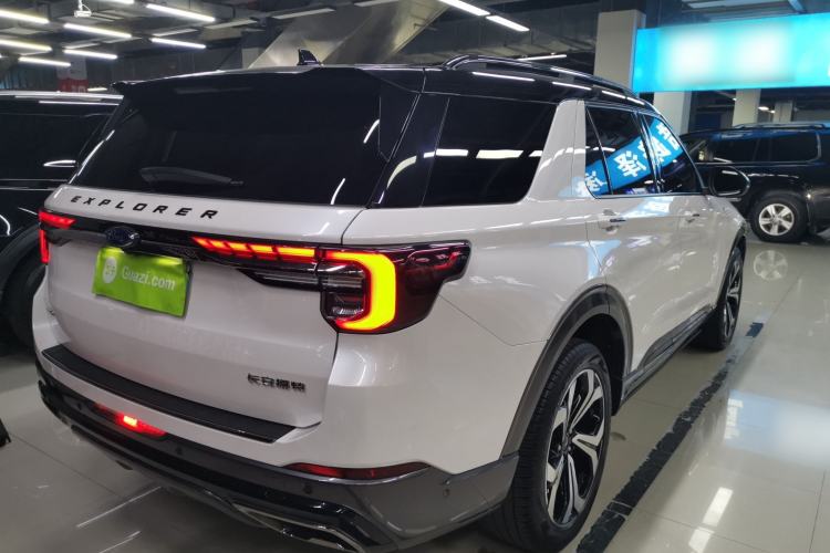 Used Ford Explorer 2023 EcoBoost 285 4x4 ST-LINE 7-Seater Rear Right 45 Deg