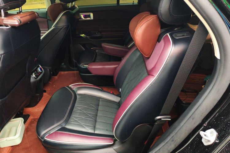 Used Ford Explorer 2023 EcoBoost 285 Four-Wheel Drive Titanium Edition 6 Seats Left Rear Seat