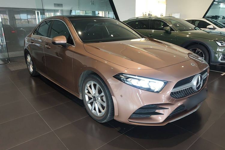 Used Mercedes-Benz A-Class 2020 Restyled A 200 L Sport Sedan Fashion Version
