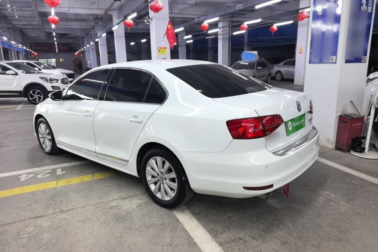 Used Volkswagen Sagitar 2015 230TSI Manual Comfort Version