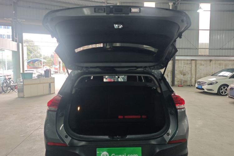 Used Chevrolet Trax 2019 Redline 325T Automatic Fun Edition China VI Standard