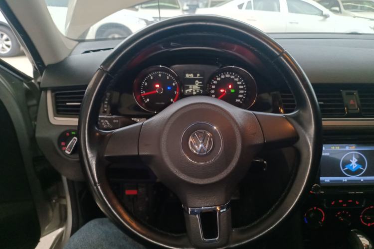 Used Volkswagen Bora 2014 1.6L Automatic Comfort Model Steering Wheel