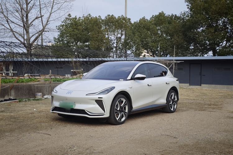 Used IM LS7 2023 90 kWh Elite Rear-Drive Version