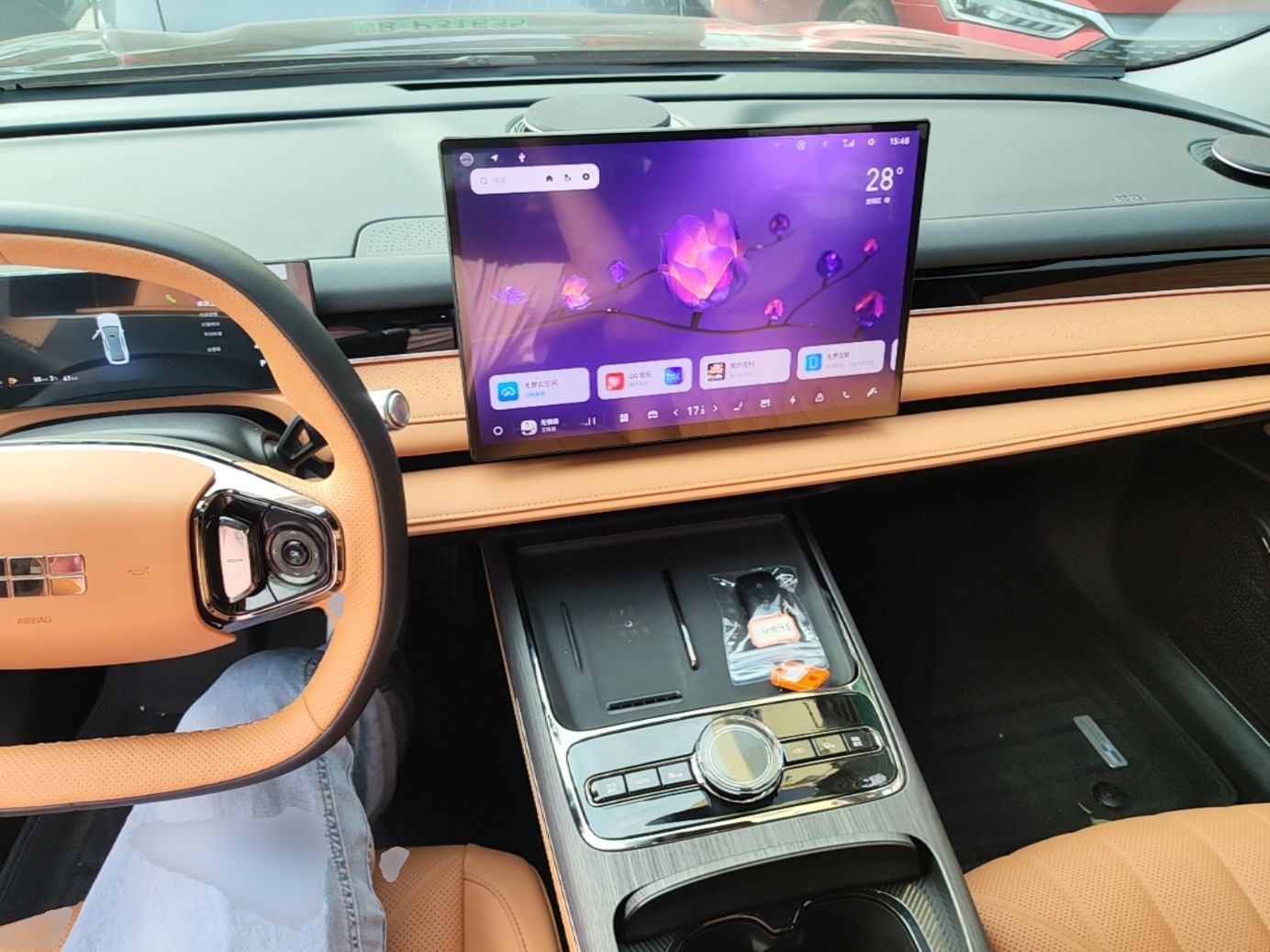 Geely Galaxy 8 2026 Model 225km EM-i Long-Range Ocean Edition — снимка 12