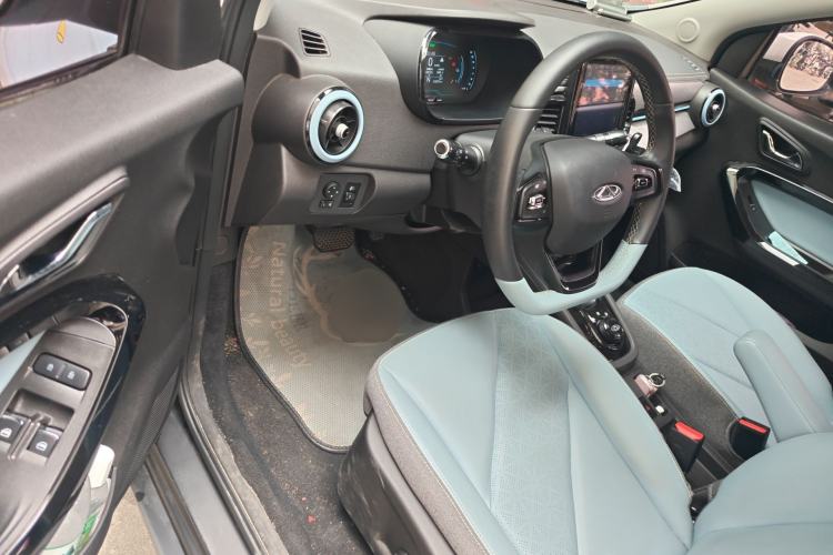 Used Chery QQ Little Ant 2022 Sweet Pink Edition Half-Sugar Version Lithium Iron Phosphate 29.2 kWh 30 kW 301 km Driver Seat