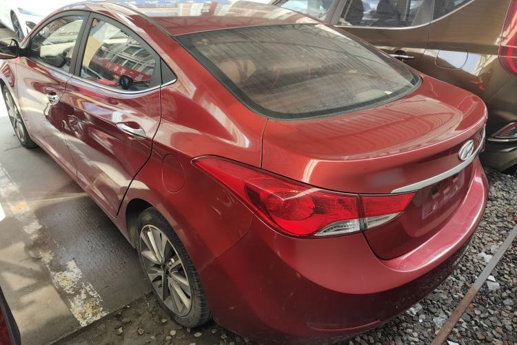 Used Hyundai Elantra (5th Generation / Langdong) 2015 1.6L Automatic Leading Model Rear Left 45 Deg