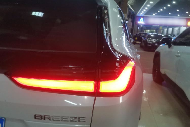 Used Honda Breeze 2023 240TURBO Two-Wheel-Drive Luxury Edition 5 Seats