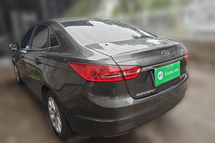 Used Ford Escort 2015 1.5L Automatic Fashion Model
