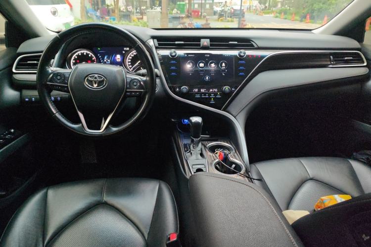 Used Toyota Camry 2019 Revised Version 2.0G Luxury Edition