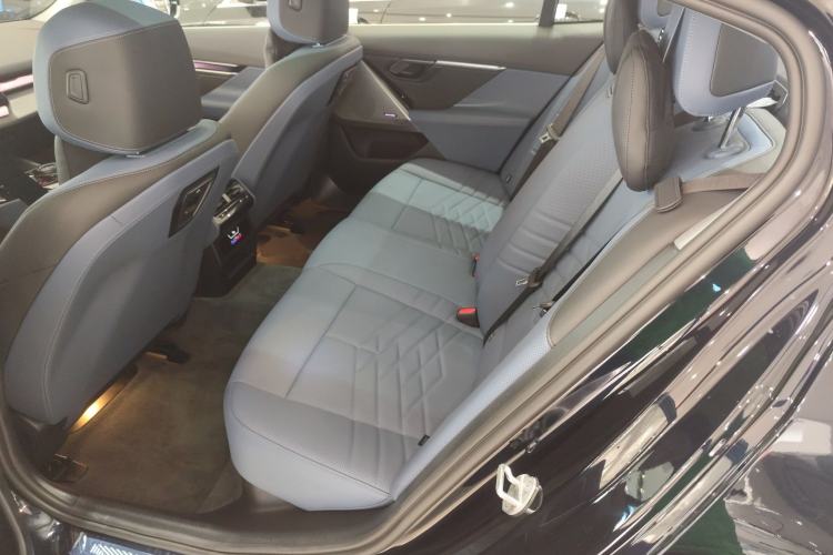 Used BMW i5 2026 eDrive 40L M Sport Package
