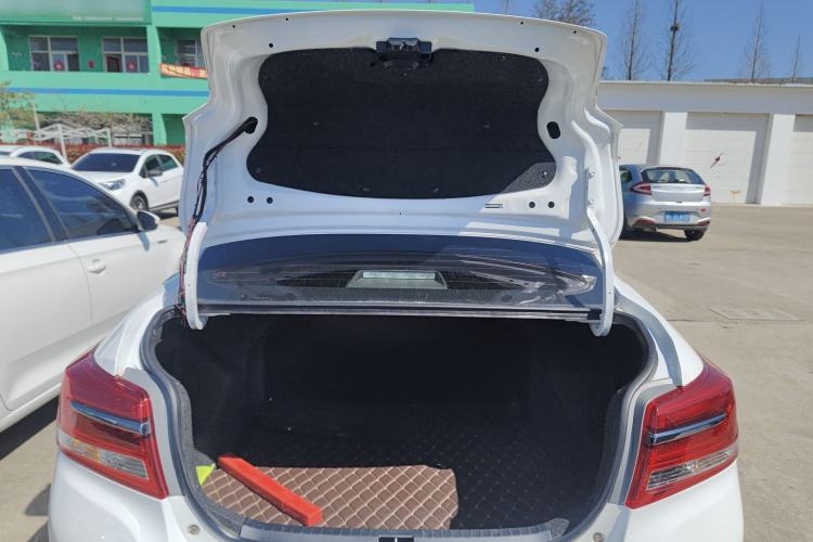 Used Toyota YARiS L Zhi Xiang 2019 1.5E CVT Dynamic Edition China VI compliant Trunk