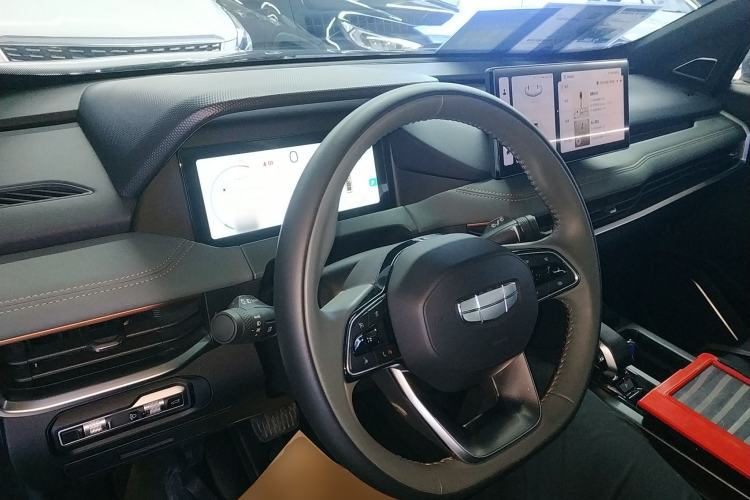 Used Geely Auto Haoyue L 2023 2.0T DCT Prestige Edition