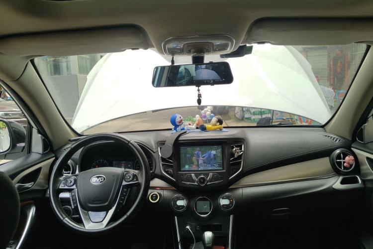 Used BYD Song 2016 2.0TID Automatic Prestige Edition Headliner