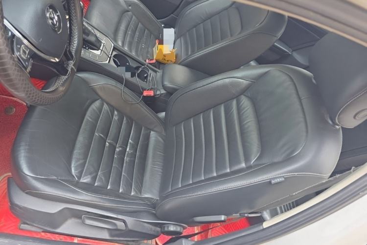 Used Volkswagen Lamando 2017 280TSI DSG Comfort Edition Left Front Seat