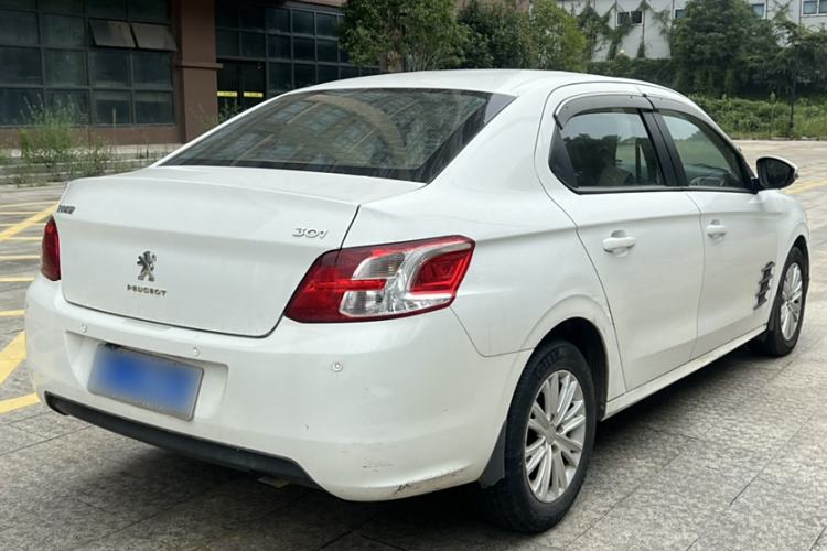 Used Peugeot 301 2014 1.6L Manual Comfort Edition