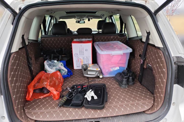 Used Roewe RX8 2018 30T Smart Connectivity Two-Wheel Drive Flagship Edition