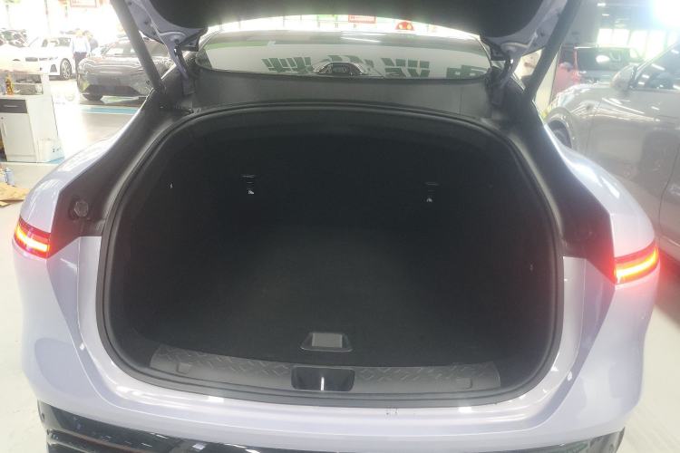 Used Avatr 06 2025 Max Extended-Range Edition Trunk