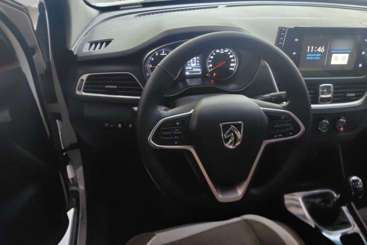 Used Baojun 730 2021 1.5L Manual Fashion Version 7 Seats
