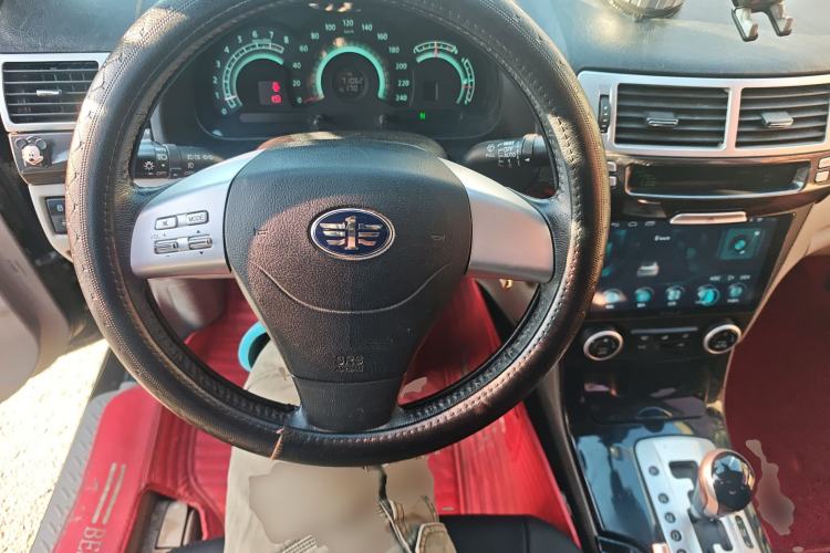 Used Bestune B70 2012 1.8L automatic fashion version
