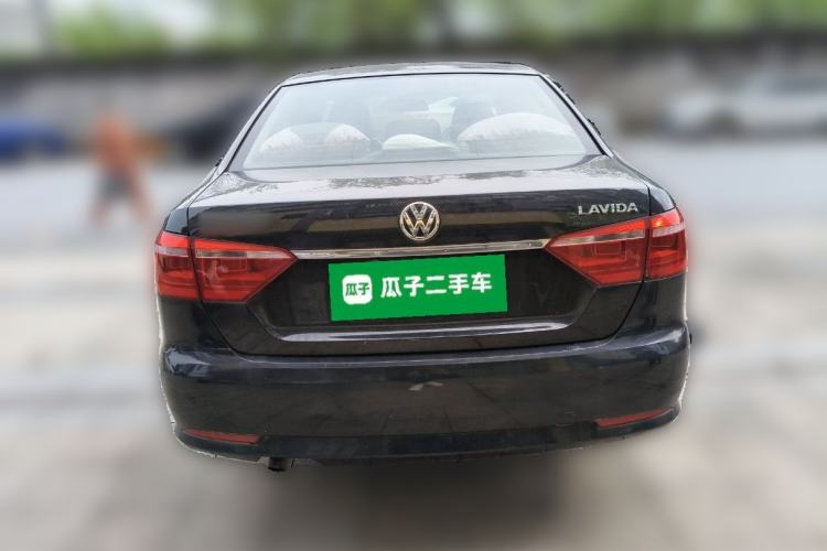 Used Volkswagen Lavida 2013 Revised Classic 1.6L Automatic Fashion Edition