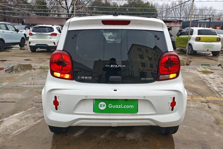 Used Roewe Clever 2021 302 km New Four-Seater Super-Efficient Version