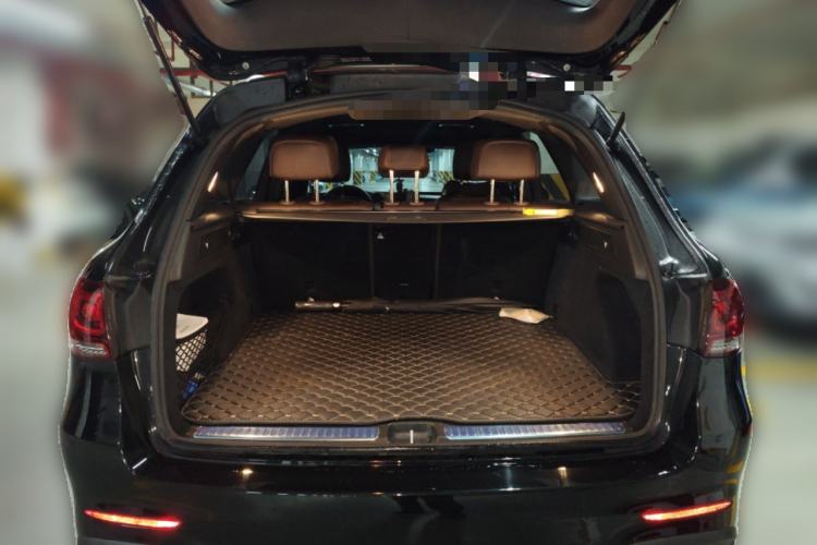 Used Mercedes-Benz GLC 2020 Facelift GLC 300 L 4MATIC Dynamic Edition Trunk