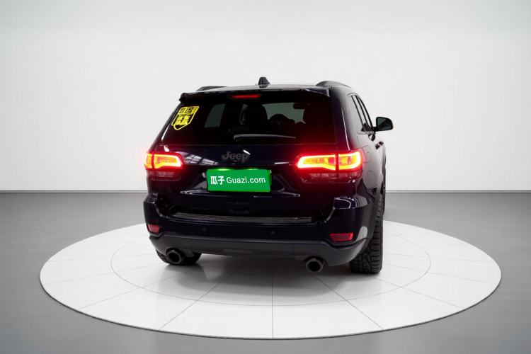 Used Jeep Grand Cherokee 2015 3.0L Comfort Navigation Edition Rear