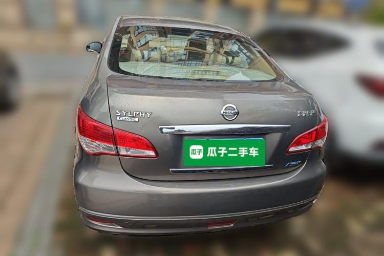 Used Nissan Sylphy 2012 Classic 1.6XE Manual Comfort Edition Rear