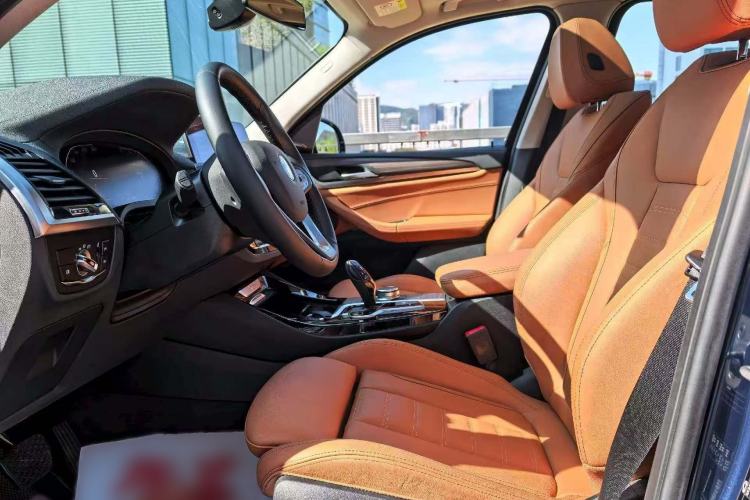 Used BMW X3 2020 xDrive28i Luxury Package Interior 5